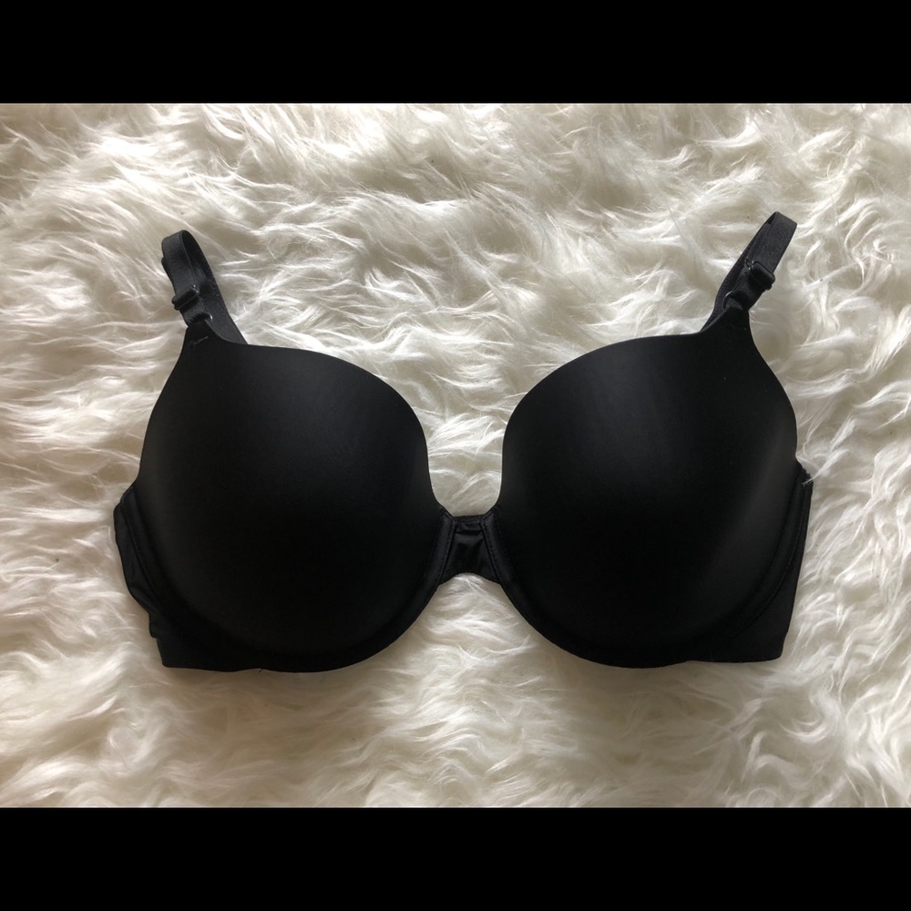 Victoria’s Secret Demi Bra in Black